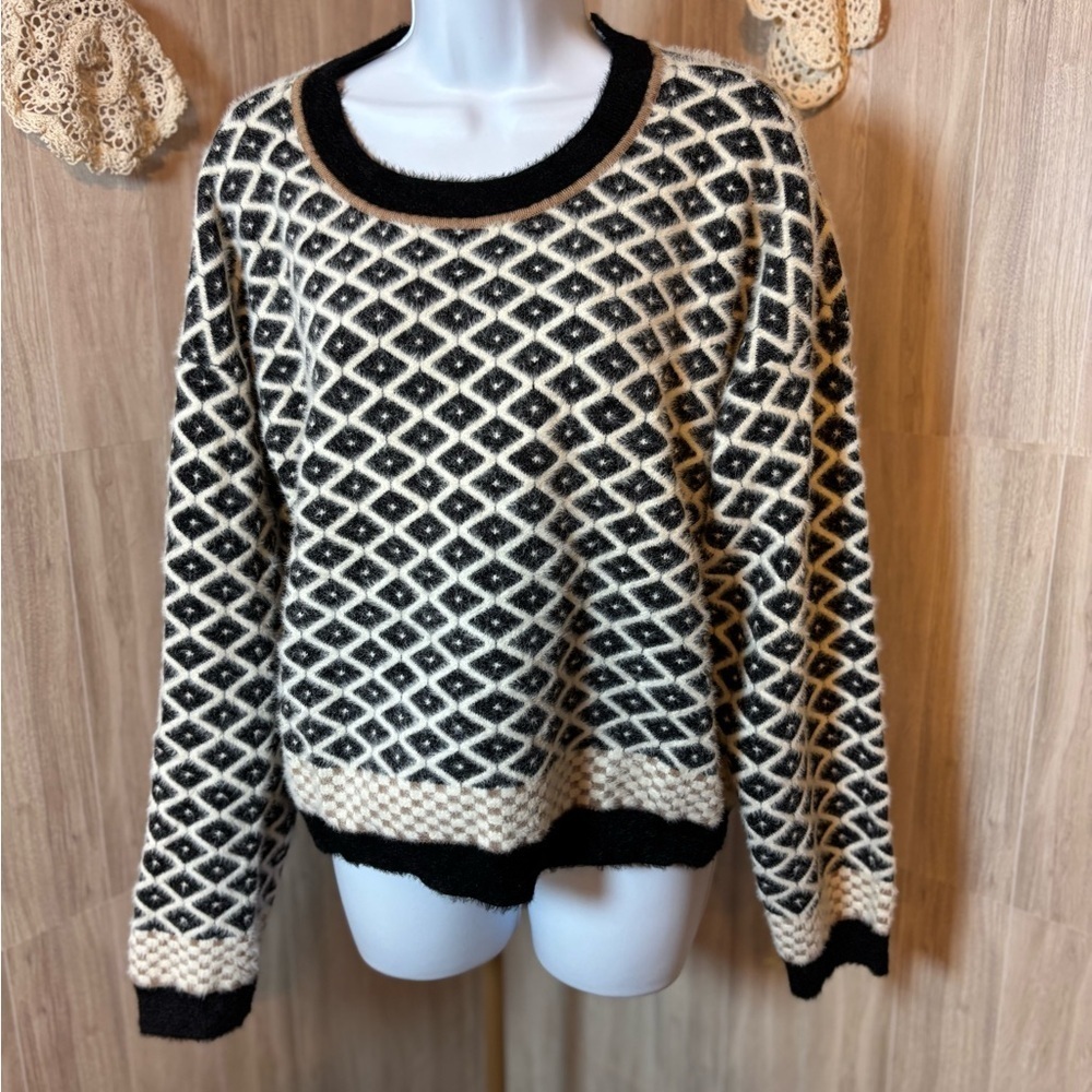Cyrus Monochrome Knitwear